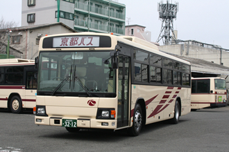路線タイプ大型バス（60名乗り）